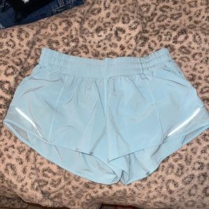 LuluLemon Hotty Hot Shorts 2.5 In.